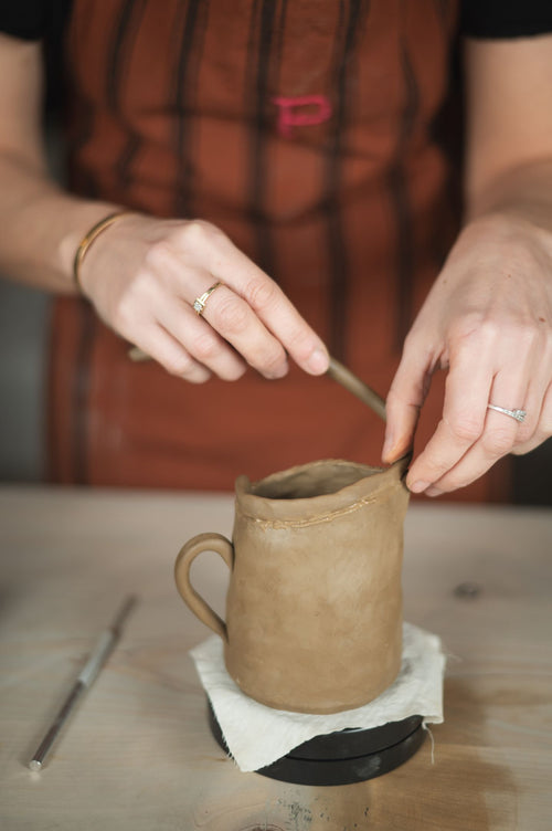 Après-midi thématique : Fabriquer son vase au colombin